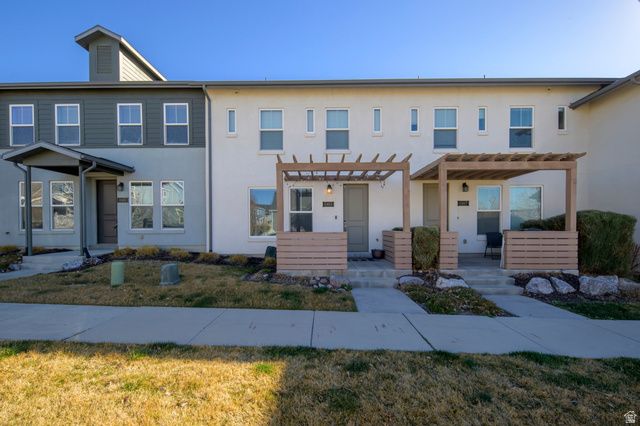 11463 S STREAM PARK DR, South Jordan, UT 84009