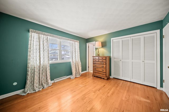 2408 AVALON Drive, Bettendorf, IA 52722