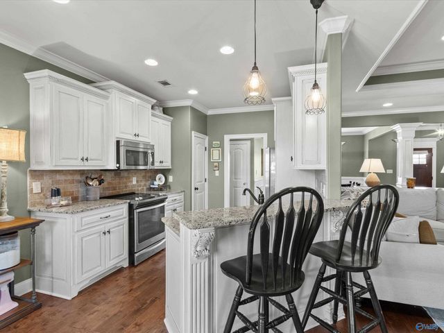 22945 Oakdale Ridge Lane, Athens, AL 35613