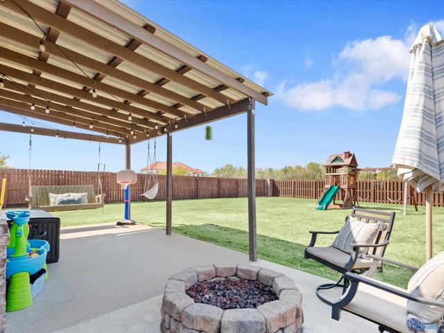 22945 Oakdale Ridge Lane, Athens, AL 35613