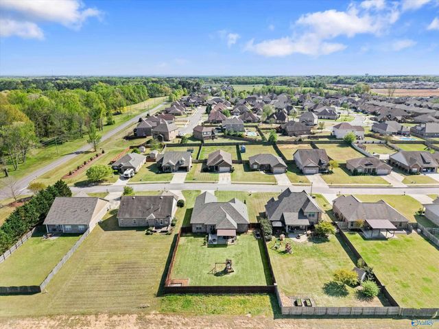 22945 Oakdale Ridge Lane, Athens, AL 35613