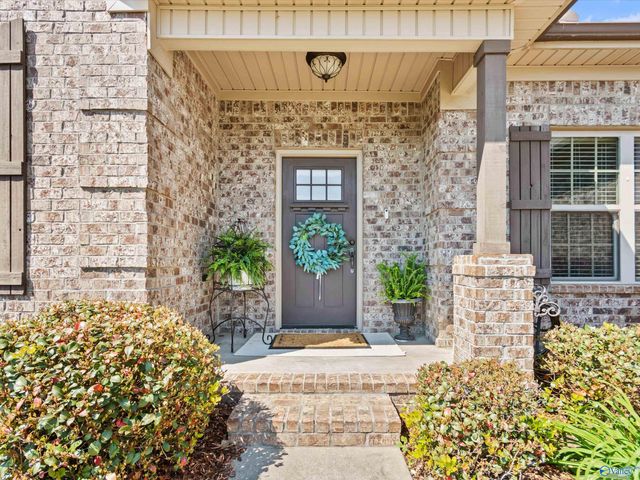 22945 Oakdale Ridge Lane, Athens, AL 35613