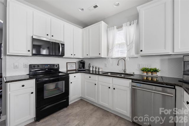 17909 Caldwell Track Drive, Cornelius, NC 28031