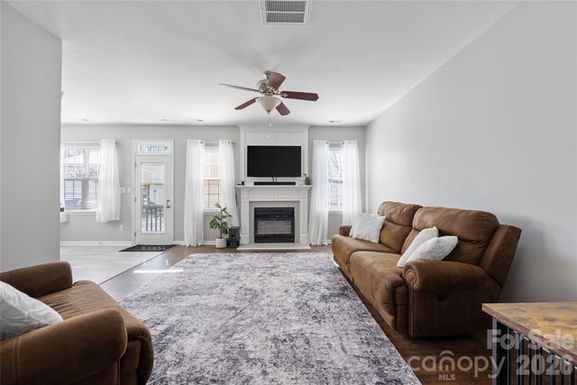 17909 Caldwell Track Drive, Cornelius, NC 28031