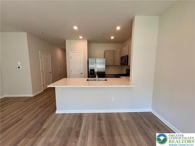 1203 Susan Circle, Upper Macungie Twp, PA 18031