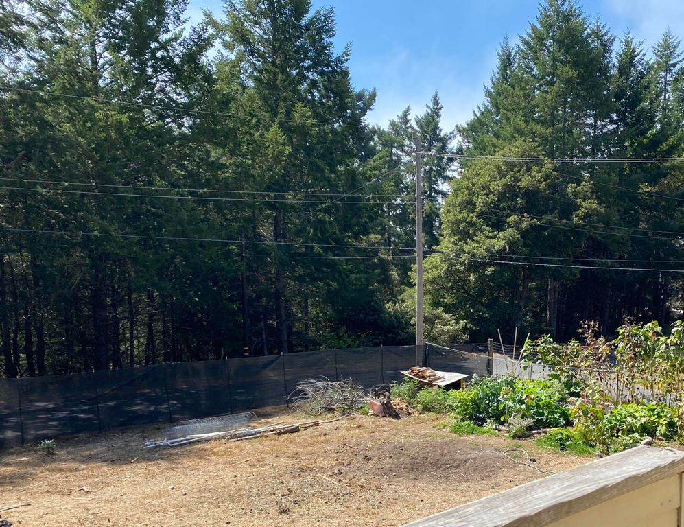 797 Redwood Road, Shelter Cove, CA 95589