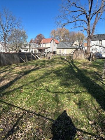 218 Roberts Avenue, Franklin, OH 45005