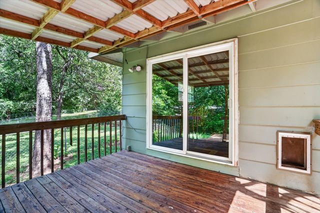 427 Whippoorwill Drive, Granbury, TX 76049