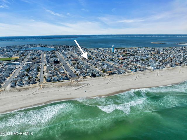 1605 Grand Central Avenue 2, Lavallette, NJ 08735