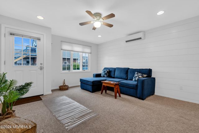 1605 Grand Central Avenue 2, Lavallette, NJ 08735
