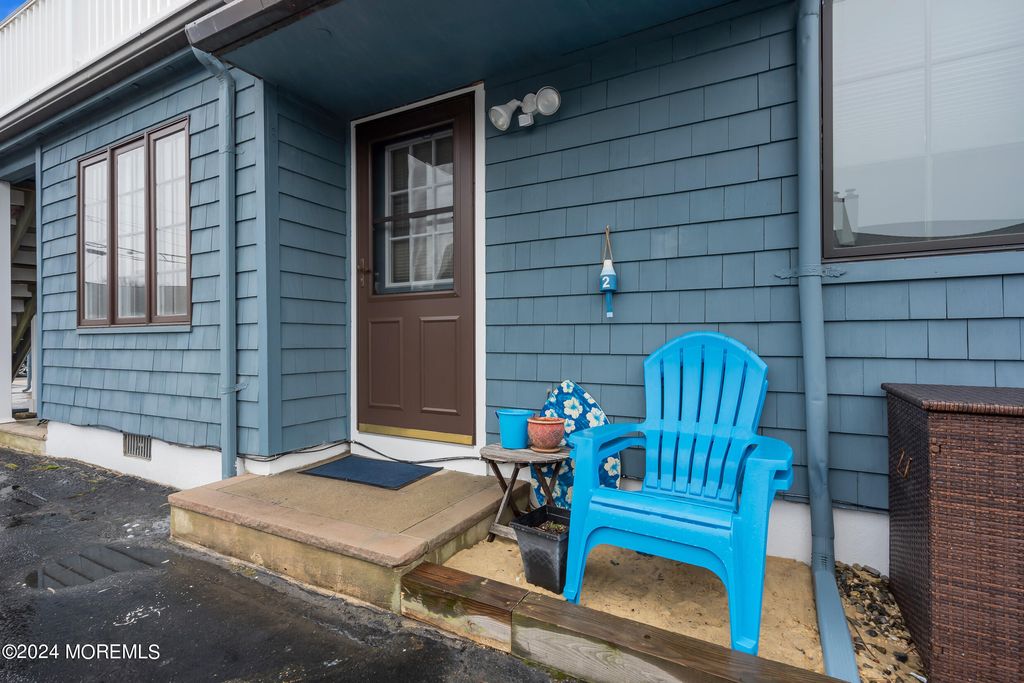 1605 Grand Central Avenue 2, Lavallette, NJ 08735