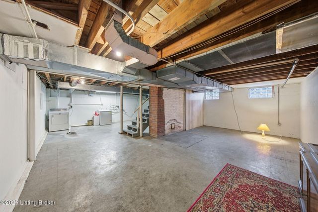 2358 Carlton Terrace, Louisville, KY 40205