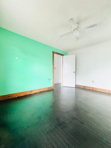 278 Palmer St, New Bedford, MA 02740
