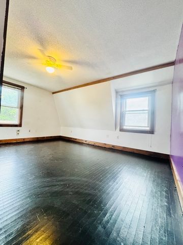 278 Palmer St, New Bedford, MA 02740