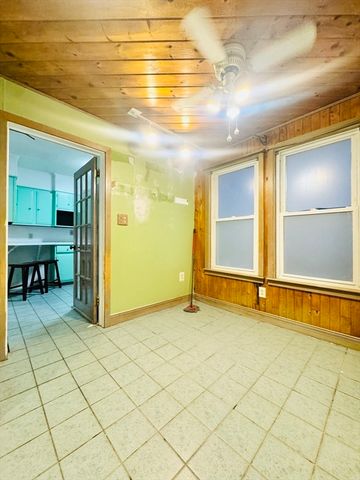 278 Palmer St, New Bedford, MA 02740