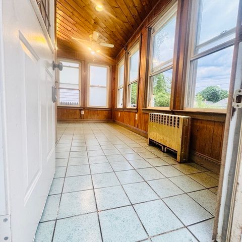 278 Palmer St, New Bedford, MA 02740