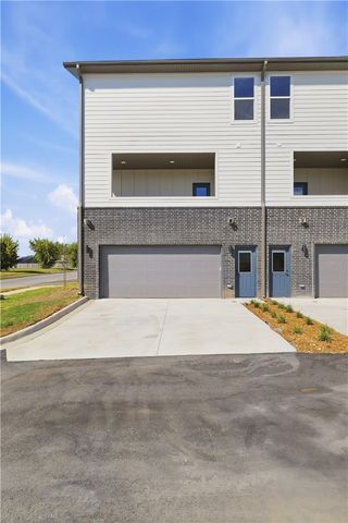 4237 W Sardinia Way 5, Fayetteville, AR 72704