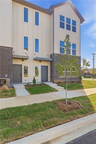 4237 W Sardinia Way 5, Fayetteville, AR 72704