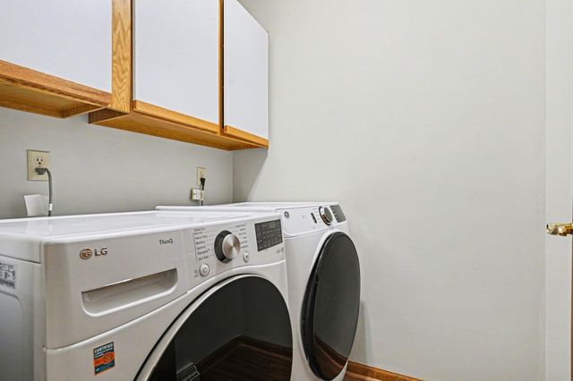 17247 N Fruitport Road, Spring Lake Twp, MI 49456