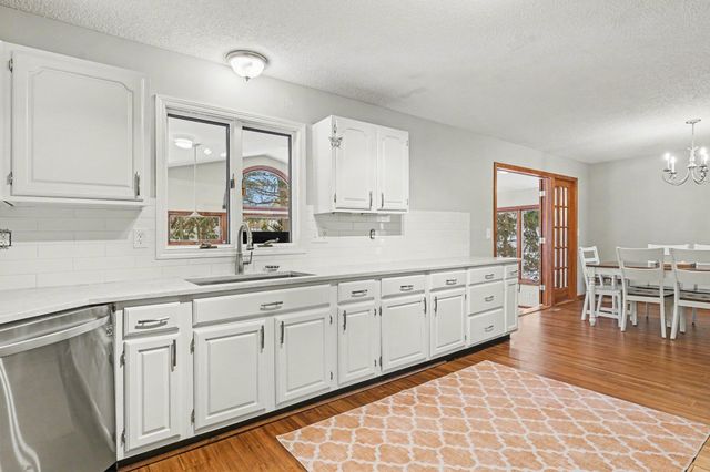 17247 N Fruitport Road, Spring Lake Twp, MI 49456