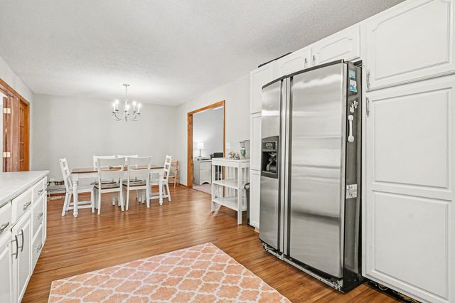 17247 N Fruitport Road, Spring Lake Twp, MI 49456