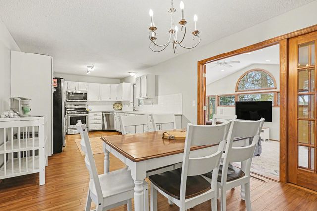 17247 N Fruitport Road, Spring Lake Twp, MI 49456