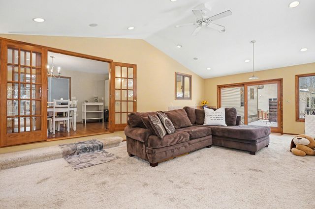 17247 N Fruitport Road, Spring Lake Twp, MI 49456