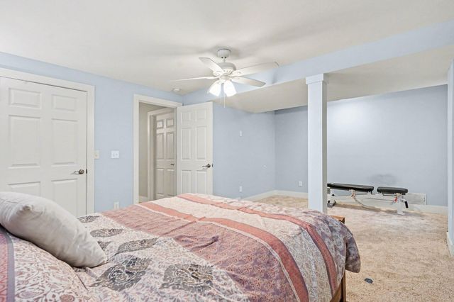 17247 N Fruitport Road, Spring Lake Twp, MI 49456