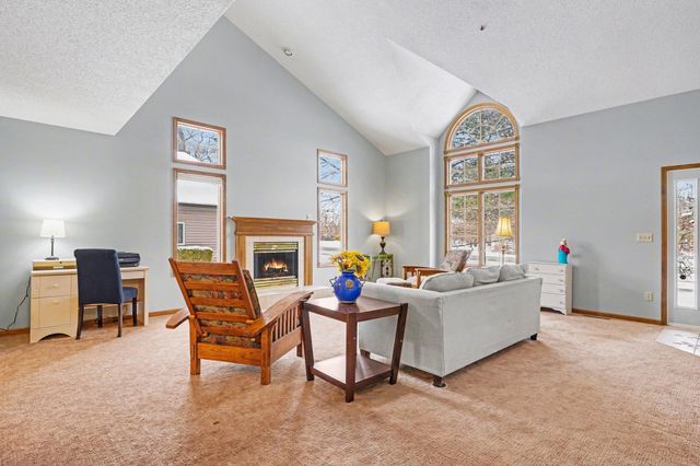 17247 N Fruitport Road, Spring Lake Twp, MI 49456