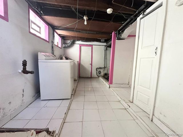 11730 Sobieski Street, Hamtramck, MI 48212