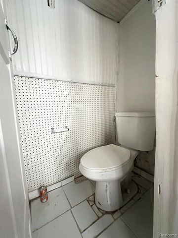 11730 Sobieski Street, Hamtramck, MI 48212