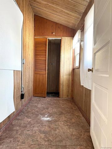 11730 Sobieski Street, Hamtramck, MI 48212