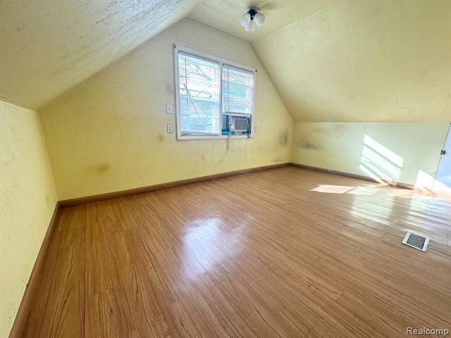 11730 Sobieski Street, Hamtramck, MI 48212