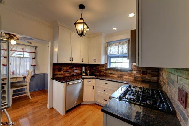 64 Hopper Ave, Pequannock Twp., NJ 07444
