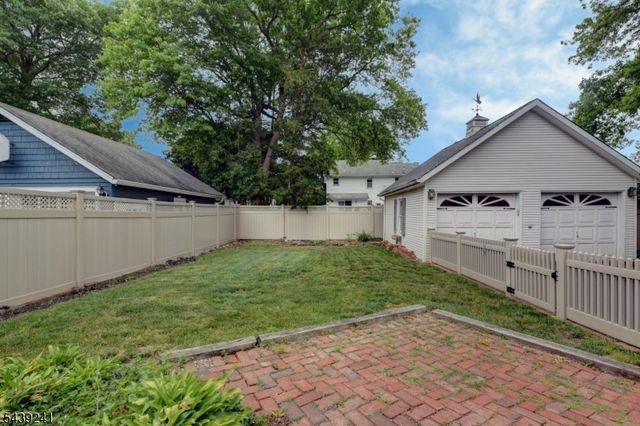 64 Hopper Ave, Pequannock Twp., NJ 07444