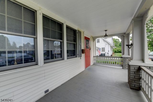 64 Hopper Ave, Pequannock Twp., NJ 07444