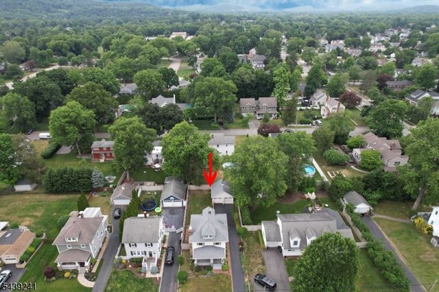 64 Hopper Ave, Pequannock Twp., NJ 07444