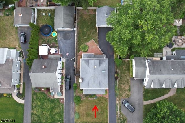 64 Hopper Ave, Pequannock Twp., NJ 07444