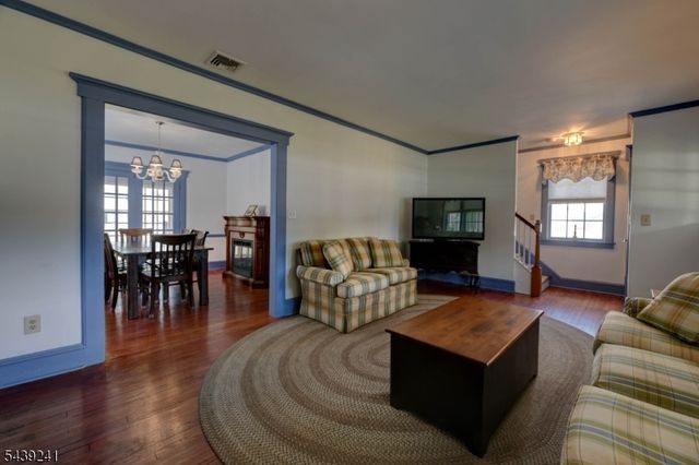 64 Hopper Ave, Pequannock Twp., NJ 07444