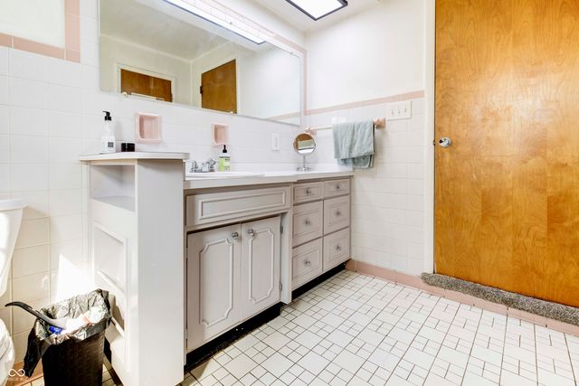 25 W 9th Street, Lapel, IN 46051