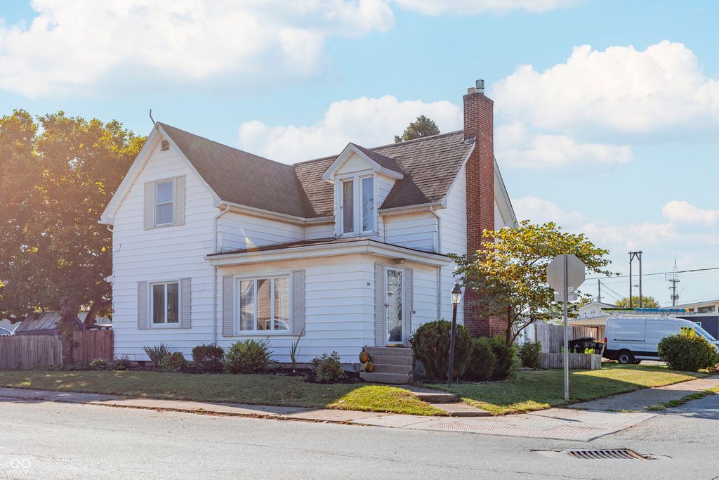 25 W 9th Street, Lapel, IN 46051