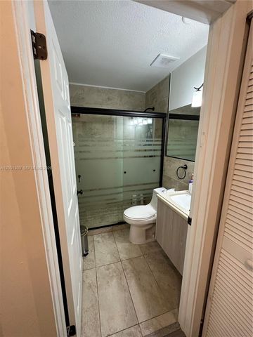 5923 SW 147th Place, Miami, FL 33193