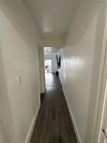 5923 SW 147th Place, Miami, FL 33193