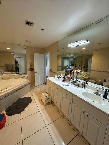 5923 SW 147th Place, Miami, FL 33193
