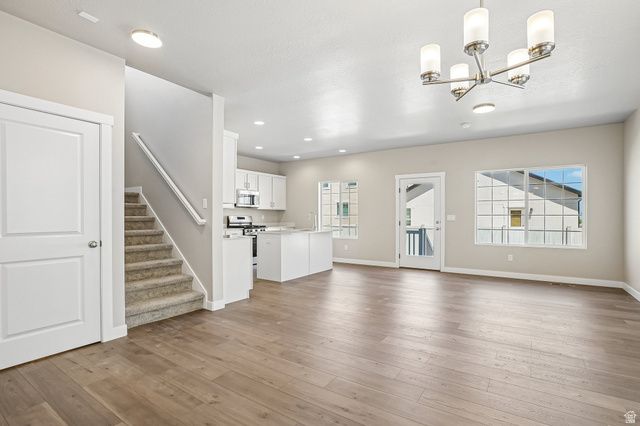 8853 S SMOKY HOLLOW RD, West Jordan, UT 84081