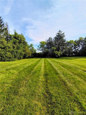 3689 W National Road, Springfield, OH 45504