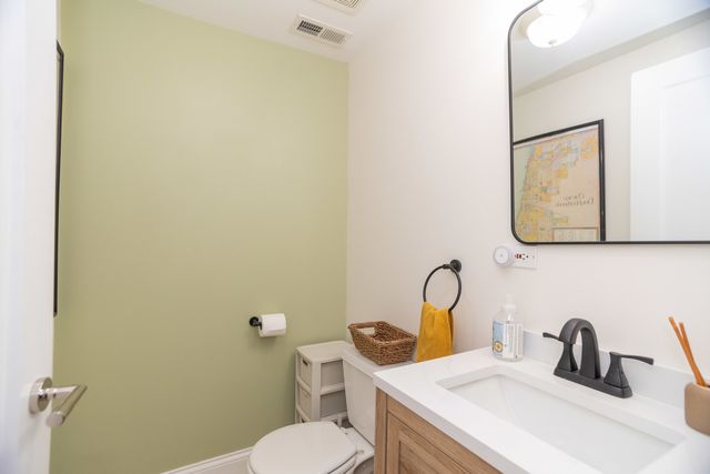 5707 N Rockwell Street, Chicago, IL 60659