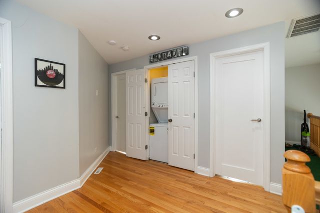 5707 N Rockwell Street, Chicago, IL 60659