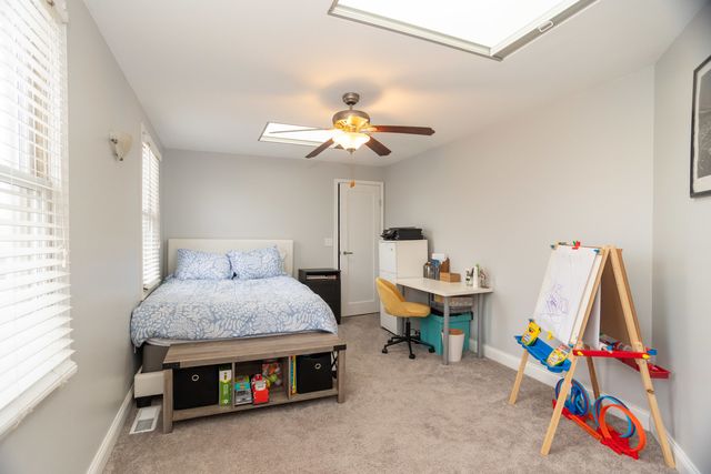 5707 N Rockwell Street, Chicago, IL 60659