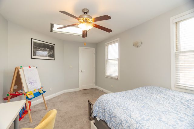 5707 N Rockwell Street, Chicago, IL 60659